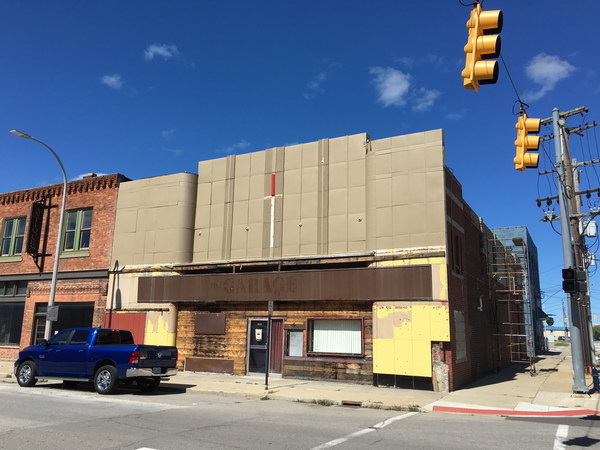Riviera Theatre - From Jeff Young (newer photo)